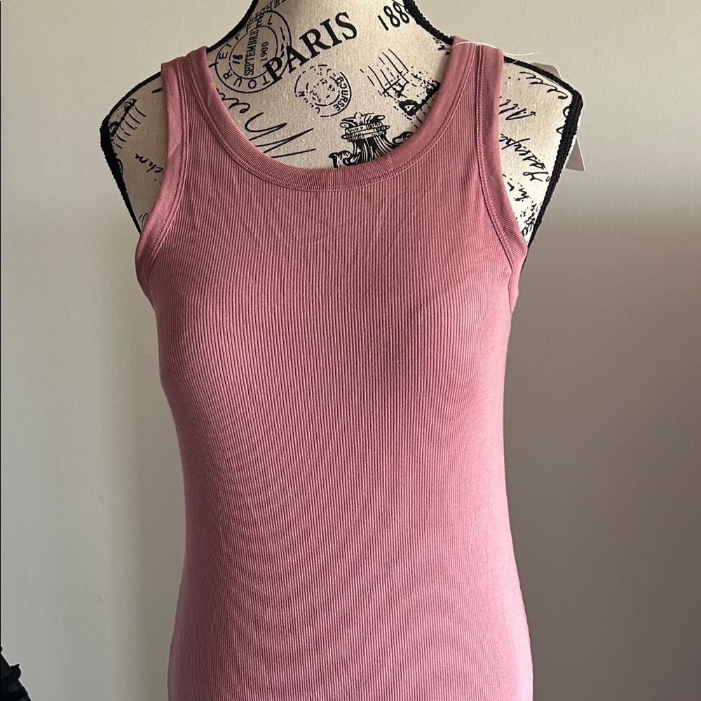 Uniqlo Pink Ribbed Maxi Dress